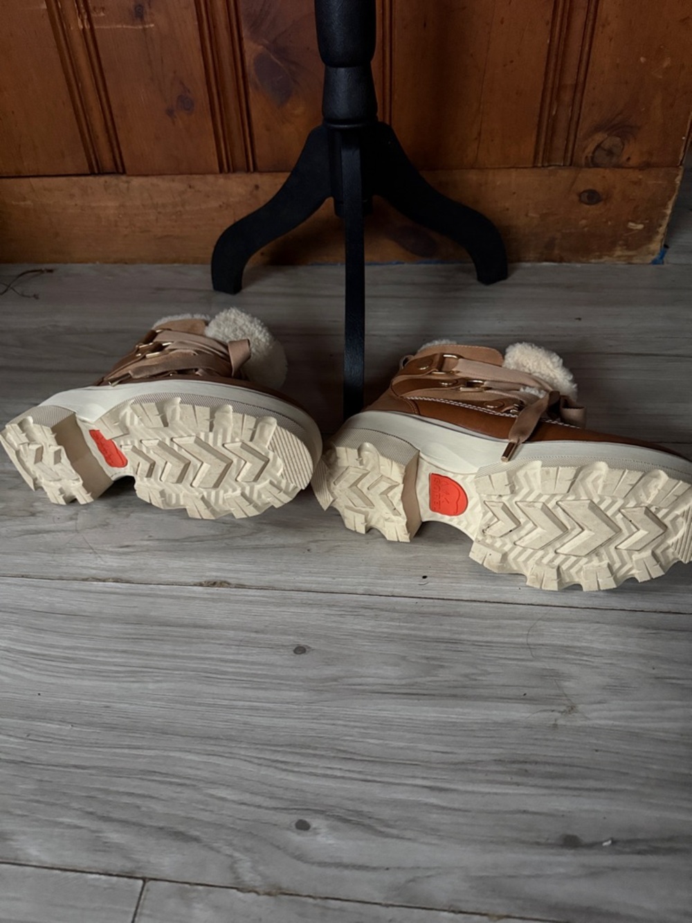 Sorel Brown Tan Platform Shearling-Trim Lace-Up Winter Boots - Picture 2 of 5